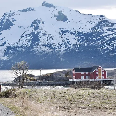 Three-bedroom In Hol I Tjeldsund * Dragland