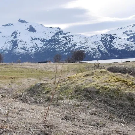 Feriehus 3 Bedroom Stunning In Hol I Tjeldsund Dragland